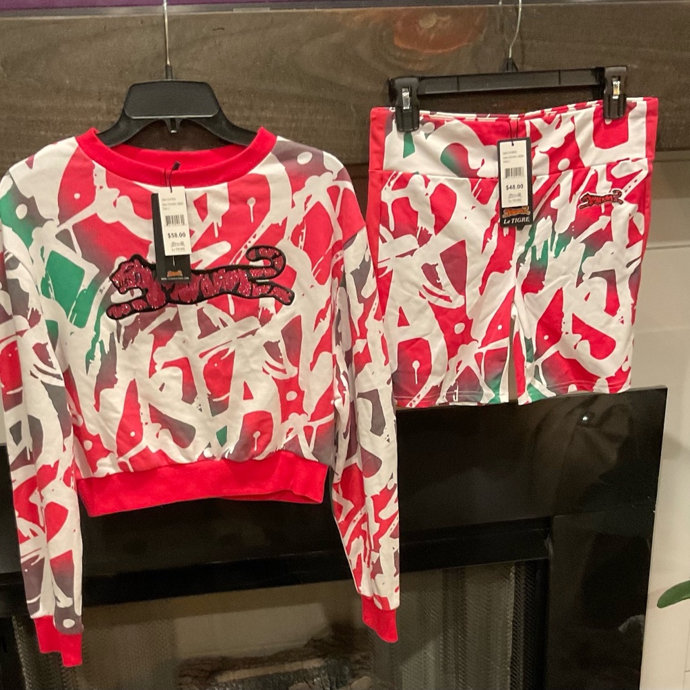 Le Tigre Graffiti Crop Top & Bike Shorts Set • Juniors Large • NWT